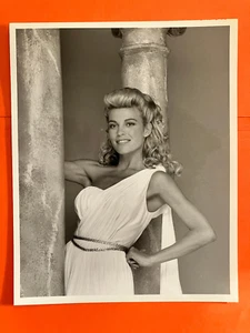 Vanna White , original vintage press headshot photo 8x10" - Picture 1 of 1