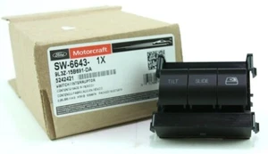 Genuine OEM Motorcraft SW6643 Ford 9L3Z15B691DA Overhead Console Switch - Foto 1 di 8