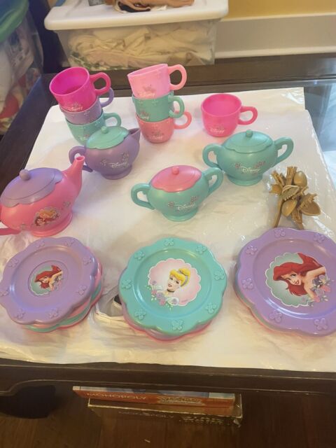 Set De Té Juguete Para Niña Disney Princesas Color Rosa Con 19 Accesorios