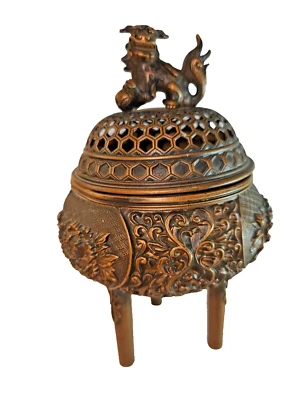 QUEMADOR DE INCIENSO JAPONÉS PEONÍA PATRÓN ARABESCO ALEACIÓN DE COBRE por KOSAI ibk2201 Foto 1 de 4