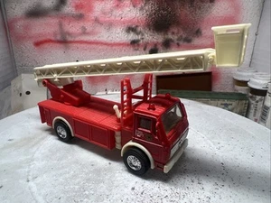 FIRE LADDER TRUCK Red Bucket Ladder - Picture 1 of 5