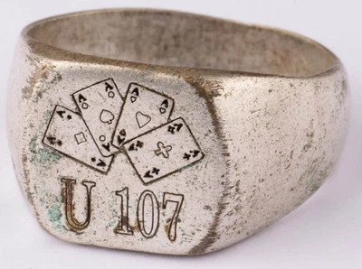 Kriegsmarine U 107 submarino alemán Segunda Guerra Mundial anillo naval período de guerra Segunda Guerra Mundial juego de cartas arte Foto 1 de 4