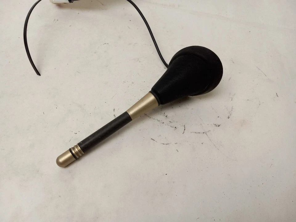 ANTENA COMPATÍVEL COM VOLKSWAGEN JETTA 2009 - Imagem 1 de 4