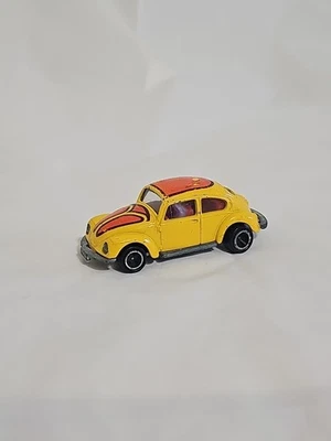 Coche diecast vintage Tomica 1977 TOMY amarillo Volkswagen Beetle Bug Japón No. F20 Foto 1 de 4