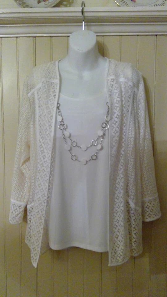 Camiseta sin mangas Alfred Dunner blanca con chaqueta de encaje y collar talla 14 nueva con etiquetas Foto 1 de 1