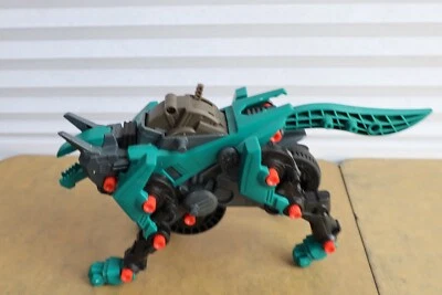 Tomy/Hasbro Zoids #107 Gravity Wolf 1980s Vintage Model Kit Action Figure - Image 1 of 3