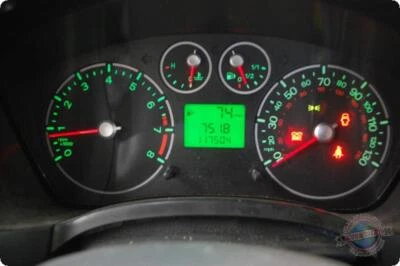 Brazo de control inferior inferior delantero derecho usado delantero se adapta a: Ford Transit Connect F 2010 Foto 1 de 4