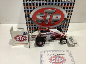 1/18 GMP Andy Hillenburg #2 STP 1997 Sprint Car - Picture 1 of 2