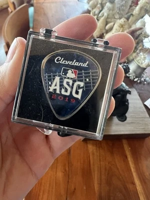 RARO - PRENDEDOR OFICIAL 2019 MLB CLEVELAND ALL STAR GAME OFICIAL DE PRENSA - en CAJA Foto 1 de 2