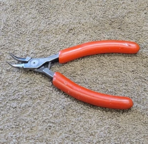 Snap on E771CG Angle Curved Needle Nose Electronic Pliers Cushion Grip Red 5 USA - Picture 1 of 10
