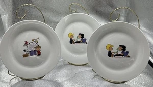 Zak! 2016 Peanuts Charlie Brown Christmas Collector's Plate LOT OF 3 (D4) - Picture 1 of 6