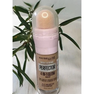 Maybelline Instant Age Rewind Perfector 4 en 1 Maquillaje Brillante 0.5 Luz Justa Genial - Imagen 1 de 4