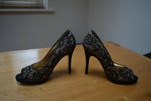 Designer Benjamin Adams Black And Nude Peep Toe Shoes Size 3/36 BNWB - Picture 1 of 8