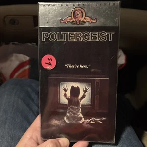 Poltergeist VHS In Plastic Preserved Tape 1987 Release MGM Vintage New - Picture 1 of 5