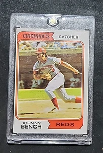1974 Topps #10 Johnny Bench Cincinnati Reds Vintage Baseball Card - Picture 1 of 12
