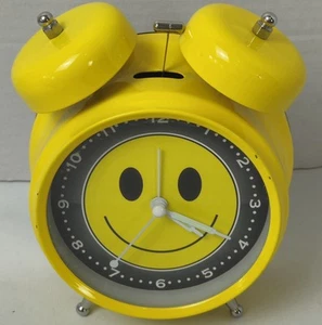 Analog Happy Smiley Face Alarm Clock Yellow Glow In The Dark Hands Tested Great - Picture 1 of 5