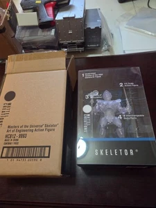Masters of the Universe Origins Art of Engineering Skeletor figure, Brand New! - Picture 1 of 5