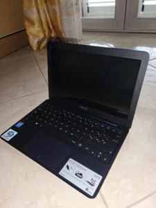 ASUS EeeBook X205TA - Bild 1 von 3
