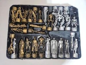 Star Wars Episodio 2 Paquete de 31 Piezas de Ajedrez *Falta 1* - Imagen 1 de 8
