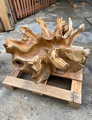 "Mesa de centro de raíz de teca bohemia 32"" - natural y única en su tipo" Foto 1 de 4