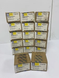 GE Fanuc IC670MDL740K Positive Output Module New Boxed - Picture 1 of 7