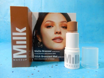 Barra bronceadora mate maquillaje leche HORNEADA tamaño mini 0,10 oz/3 g Foto 1 de 4
