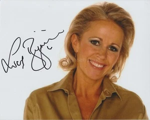 Lucy Benjamin HAND Signed 8x10 Photo, Autograph, Actress Eastenders (B) - Picture 1 of 2