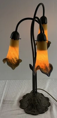 ⚜️ Elegant Lily Lamp Table Lamp Tiffany Style Bronze & Murano Glass Shades - Image 1 of 4