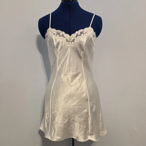 Victoria's Secret Y2K White Satin Lace Trim Slip Dress Size XS - Picture 1 of 6