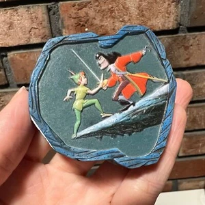 Disney Olszewski Pokitpals Captain Hook & Peter Pan Skull Island - Picture 1 of 8