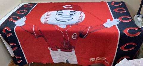 Cincinnati Reds Throw Blanket Idegy RN#120445 - Office-P2 Cover