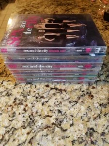 SEX AND THE CITY Complete Series DVD Set + Official 'KISS AND TELL' Book - NICE! - Imagen 1 de 2