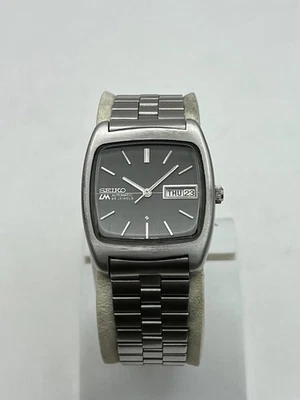 RARO RELOJ PULSERA JDM NEGRO MATE VINTAGE SEIKO LORD MATIC 5606-5040 PARA HOMBRE JAPÓN. Foto 1 de 4