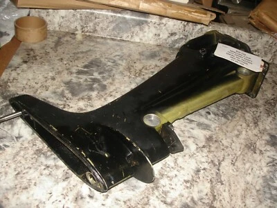 Mercury 7.5hp 1973 short shaft mid section    boat motor part B 730  - Image 1 of 4