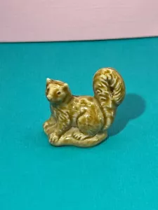 Wade England Brown Weasel Miniature Porcelain Ceramic Figurine - Picture 1 of 6
