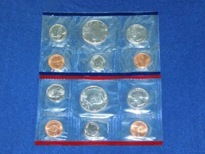 VINTAGE 10 US COINS 1989 P D UNCIRCULATED MINT SET - Picture 1 of 18