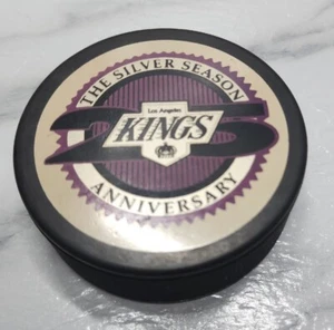 Rob Blake Los Angeles Kings Commemorative 25 Anniversary Hockey Puck Signed - Picture 1 of 3