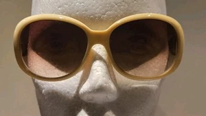 Women's Vintage Sunglasses Tortiose And Cream Oversized Round Square Frames - Picture 1 of 18