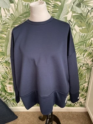 Womens Nike Dri Fit Butler Bulldogs Blue Crewneck Sweatshirt - Size XL - Image 1 of 4