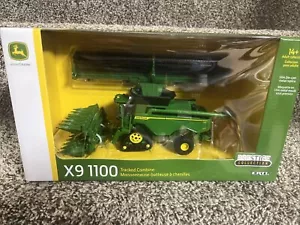 2022 ERTL 1:64 John Deere X9 1100 Tracked COMBINE PRESTIGE NEW!!! - Picture 1 of 5