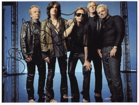 Aerosmith Steve Tyler Joe Perry Signed 8 x 10 Photo Genuine In Person + COA Cover