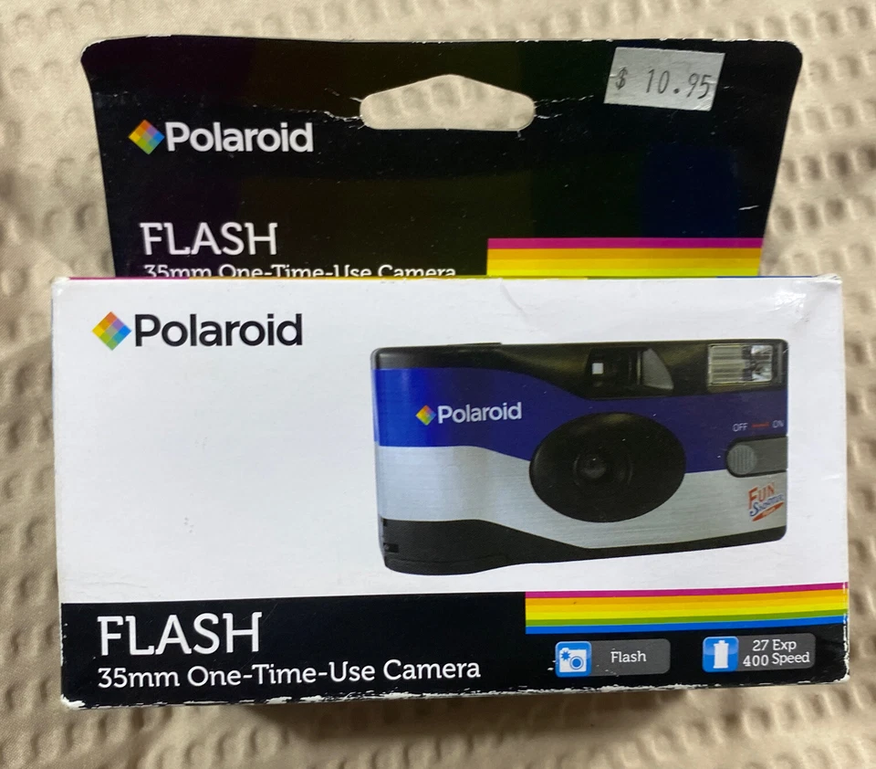 Polaroid 35mm One-Time-Use 27exp 400 ASA Film Camera w/ Flash FS73-04 Exp: 2019 - Image 1 of 4