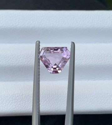 Piedra preciosa suelta 2,3 quilates natural paquistaní rosa kuncita 9 mm corte billón - Navidad Foto 1 de 4