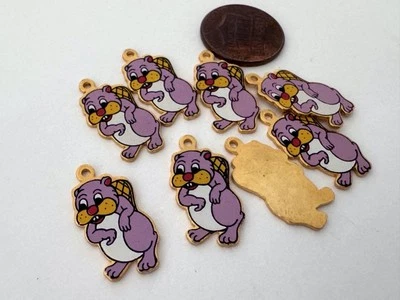 Dijes castor púrpura metal electrochapado vintage 11 x 21 mm 8 Foto 1 de 2