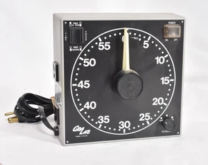 GRALAB Model 300 Darkroom / Enlarging Timer EX++ Late Model - Picture 1 of 3