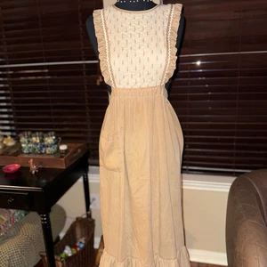 Vintage Pfirsich/Braun Rüschen Schürze Landhaus Core Fit  - Bild 1 von 4