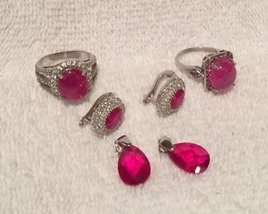 ❤️❤️Beautiful 2 Sets Ruby Quartz & CZs Silver Rings & Earrings - Picture 1 of 11