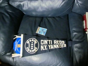 1939 New York Yankees vs Cincinnati Reds World Champs Pennant - Picture 1 of 6