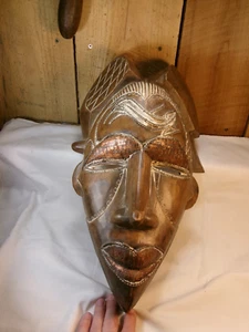 Vintage handgeschnitzte Holz Volkskunst afrikanische Motiv Maske Wandbehang - Bild 1 von 4