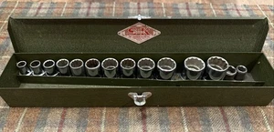 Vintage S-K Tools 1/2" Drive SAE 12 pt 11 piece (+2) Socket Set w/ Case - Picture 1 of 15